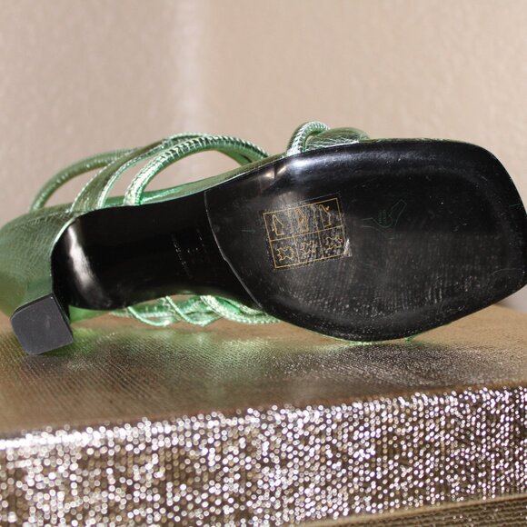 Sandro Noelis Leather Sandal - Picture 4 of 11